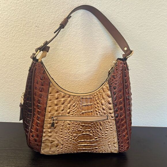 Mia K-MFK Collection Becket Faux Crocodile Embossed Shoulder Bag - Picture 3 of 9